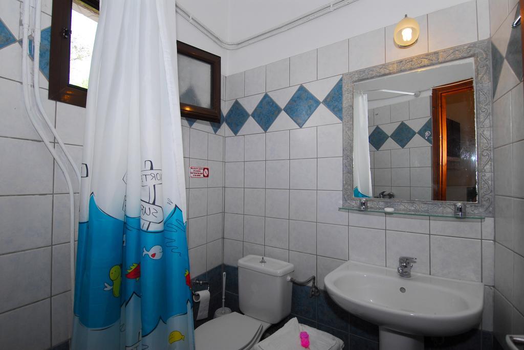 Menelaos Apartments Lefokastro Bagian luar foto
