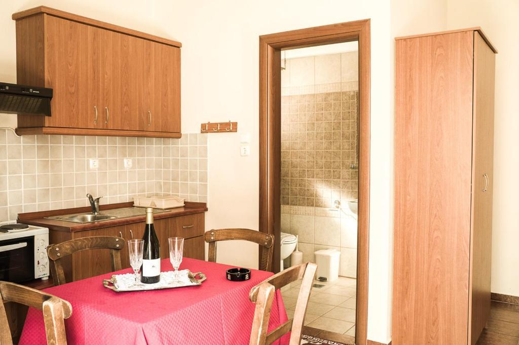Menelaos Apartments Lefokastro Ruang foto